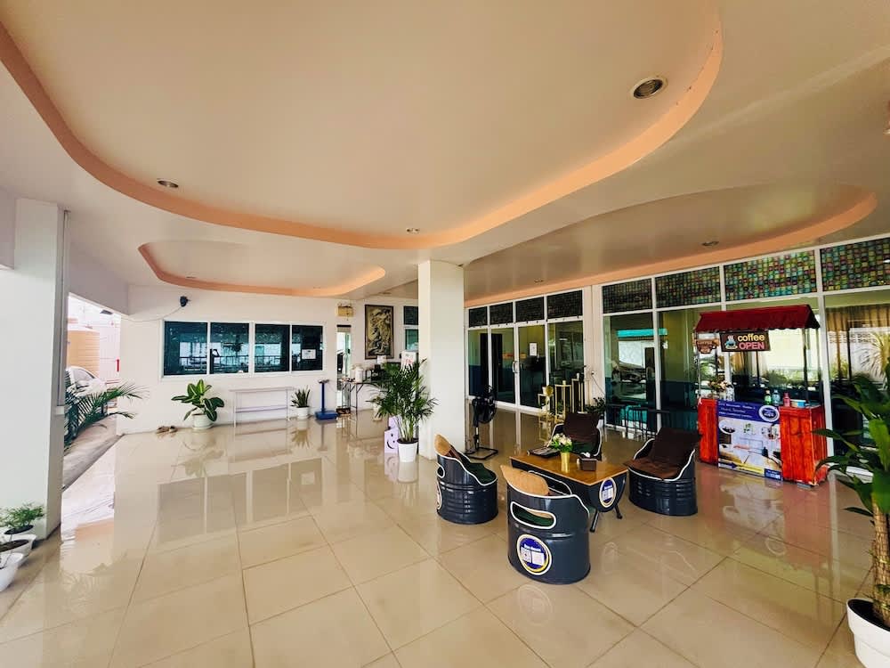 Ree- Riverside hotel 1
