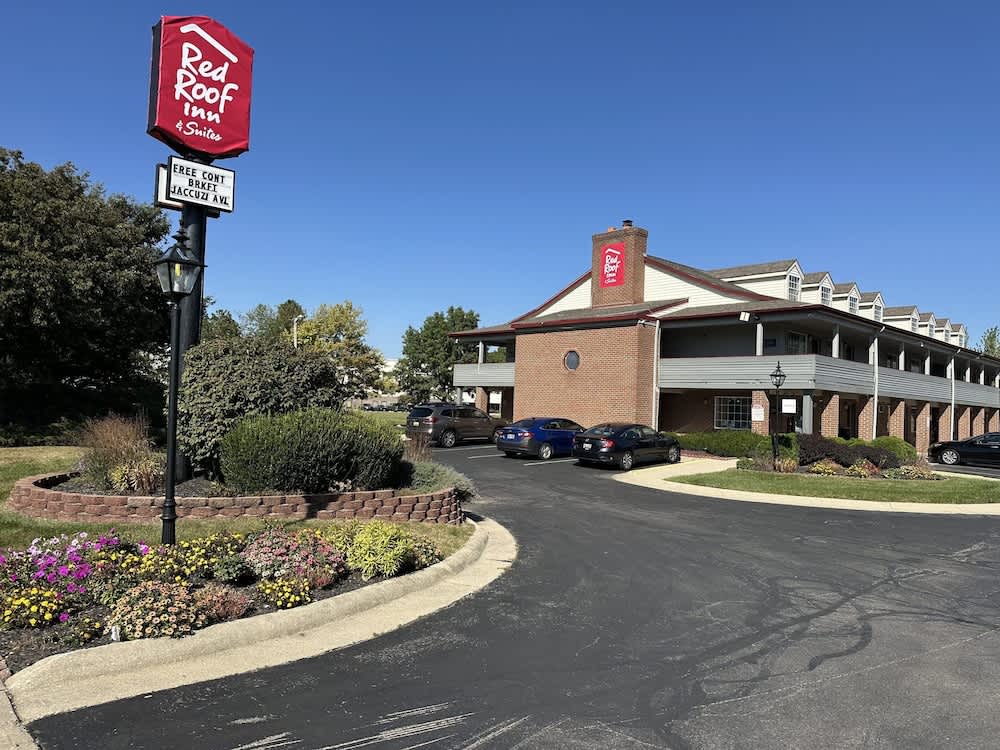 Red Roof Inn & Suites Marysville 1