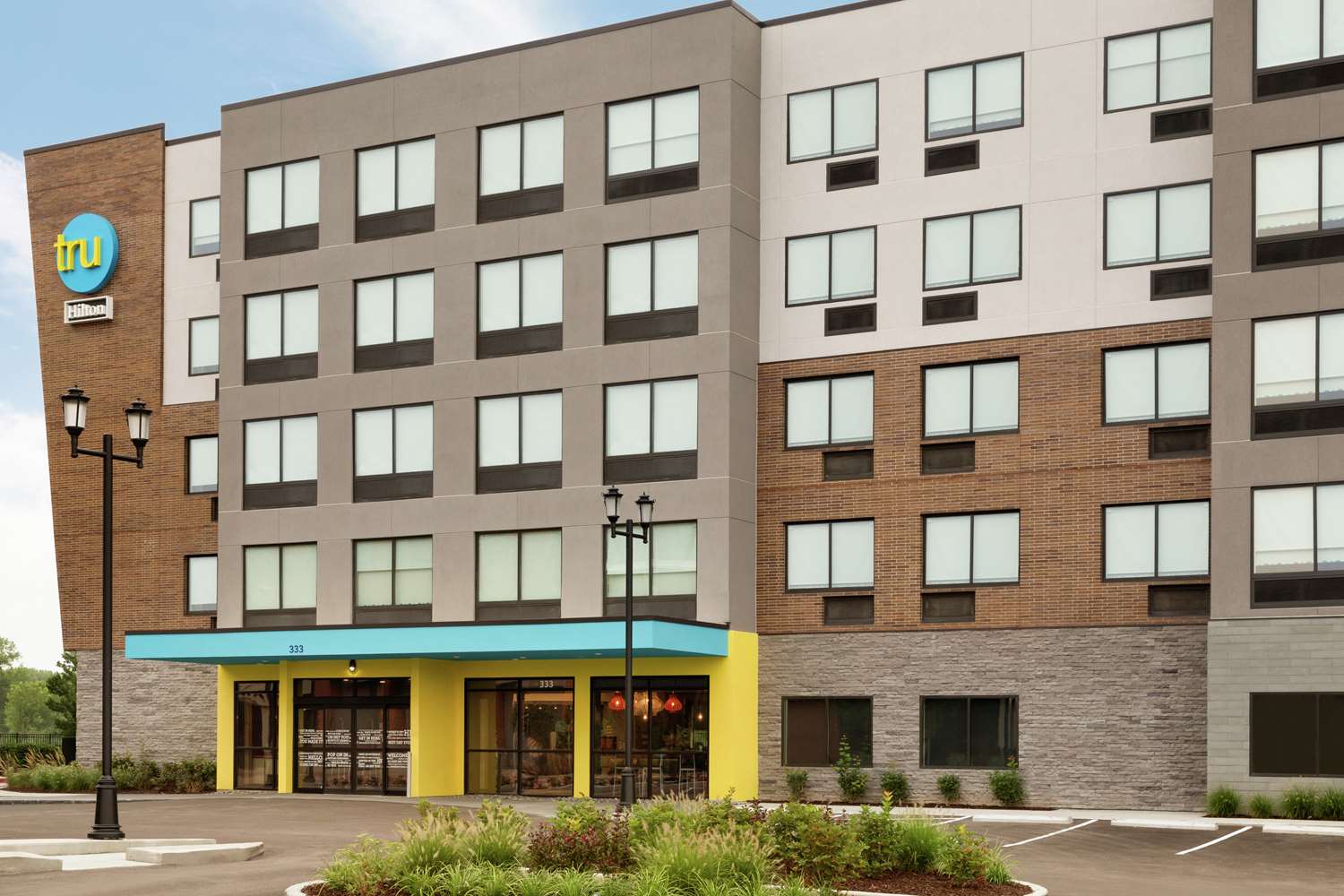 Tru by Hilton St. Charles St. Louis 2