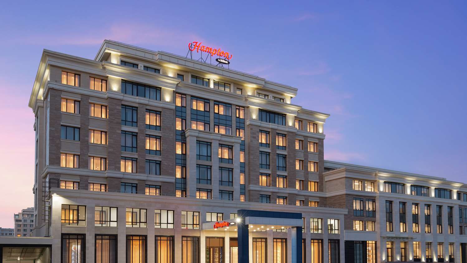 Hampton By Hilton Astana Triumphal Arch 1