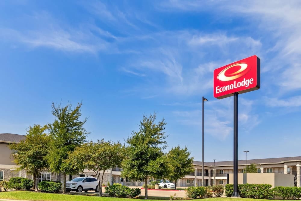 Econo Lodge 1