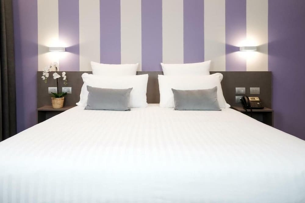 CA' San Cristoforo Apartments & Suites 2