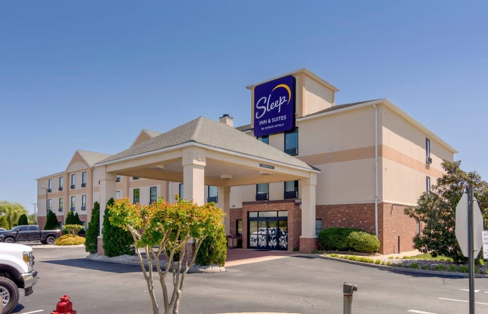 Sleep Inn & Suites Prince George near Fort Lee 1