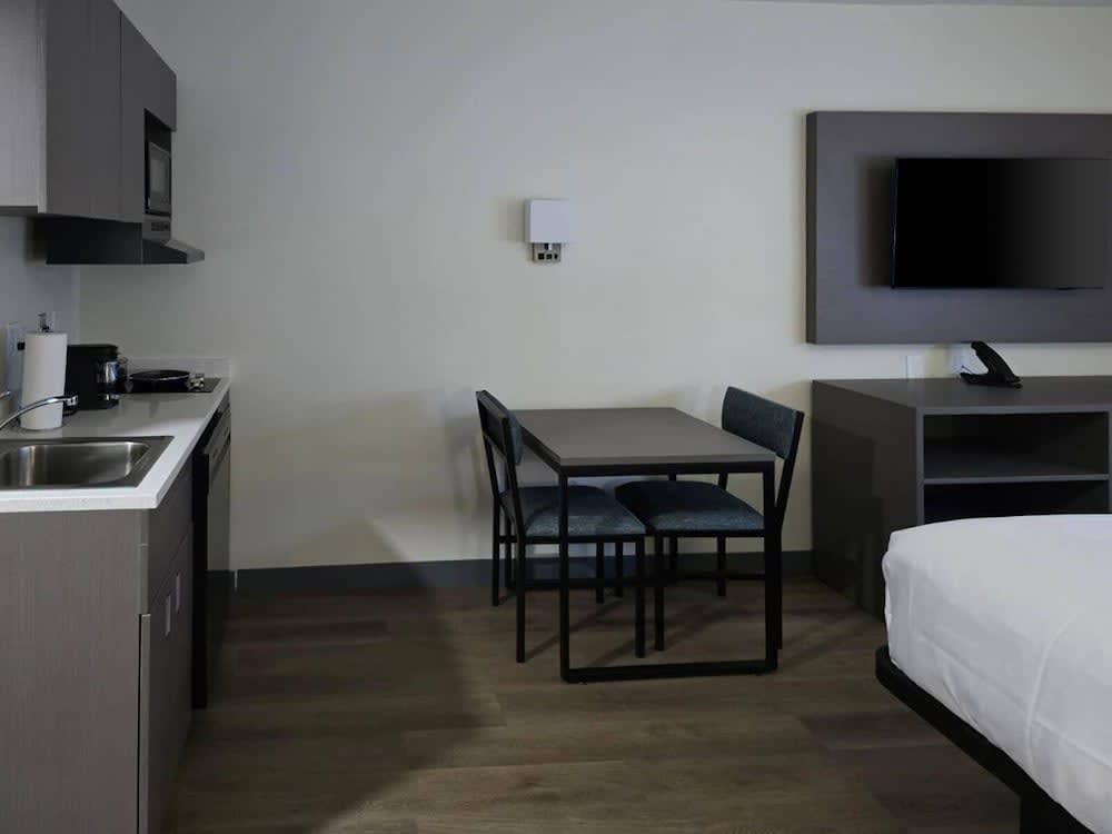MainStay Suites Prince George - Fort Lee 2