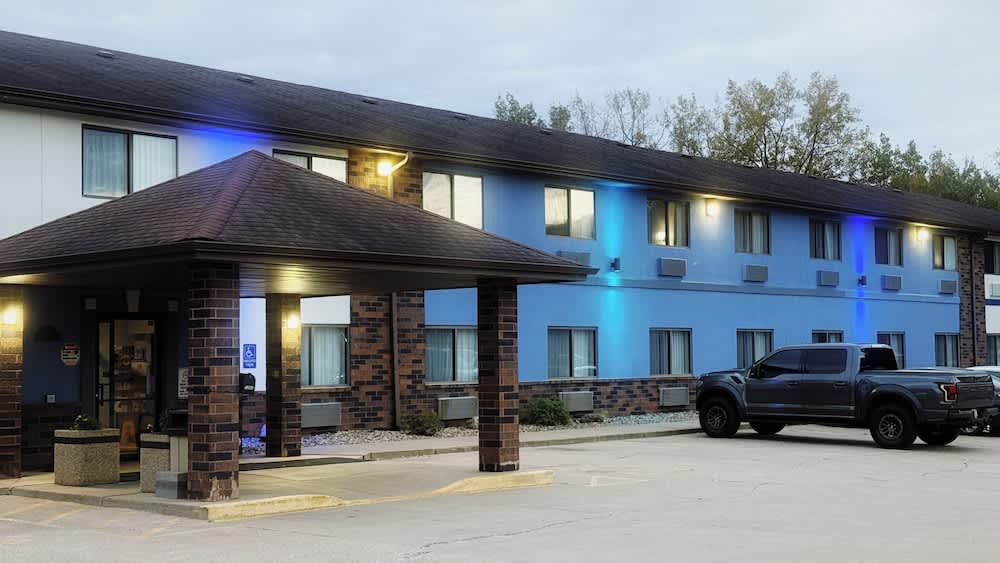 Days Inn by Wyndham Mankato 1