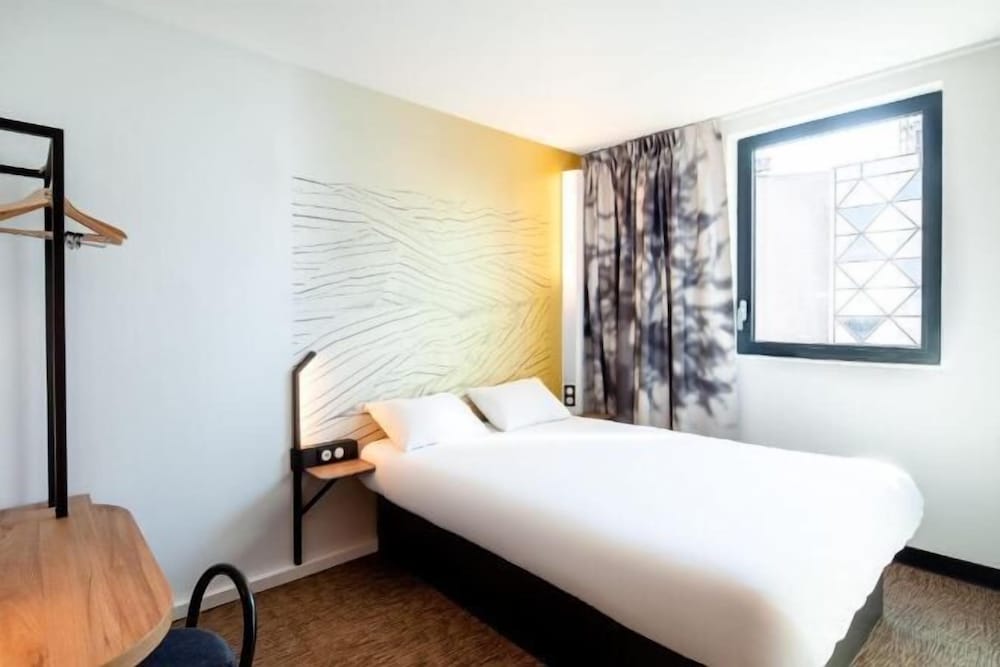 B&B HOTEL Carcassonne Rocadest La Cité 2