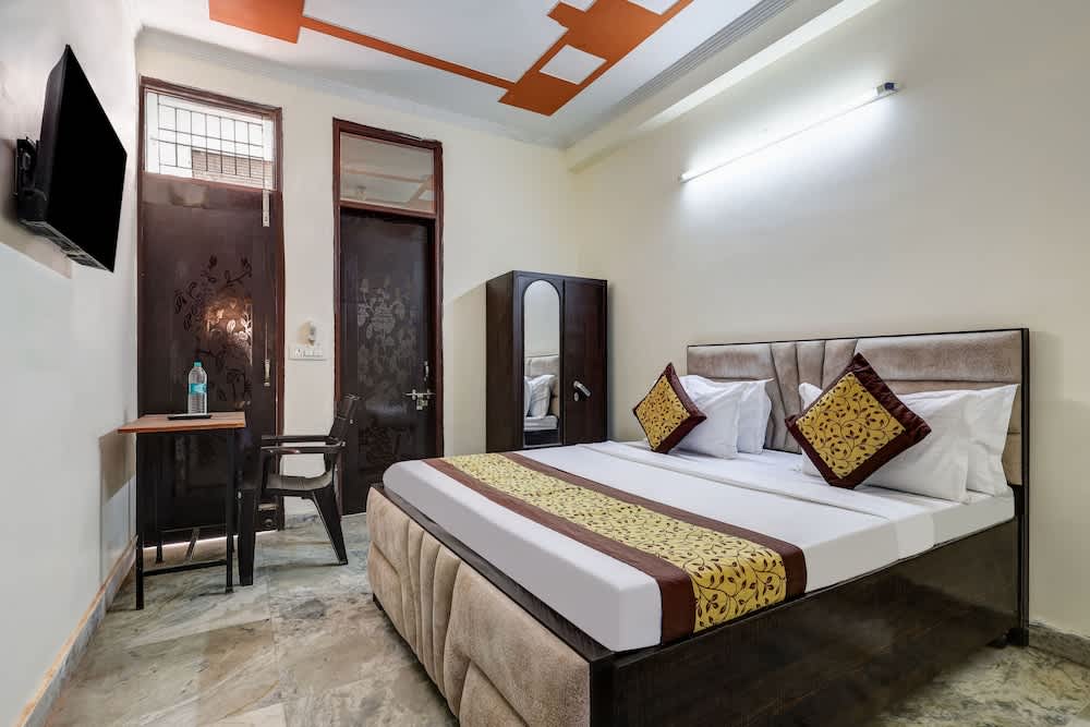 Hotel Sunshine By The Premium Villa 1