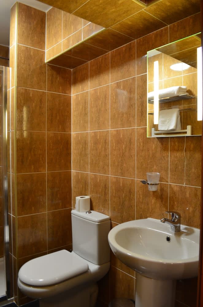 Gatwick Cambridge Hotel 1