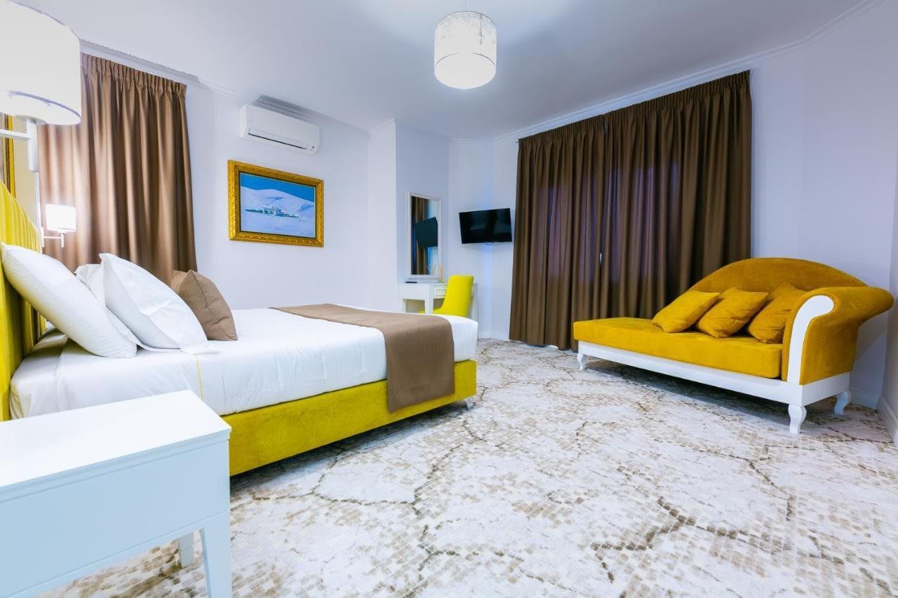 ART Hotel Tirana 2