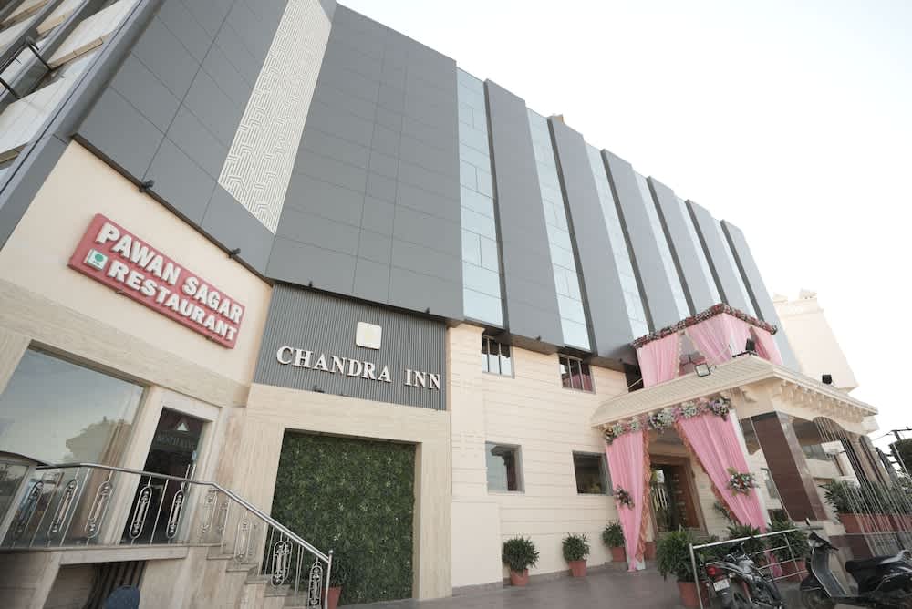 Chandra Inn 1