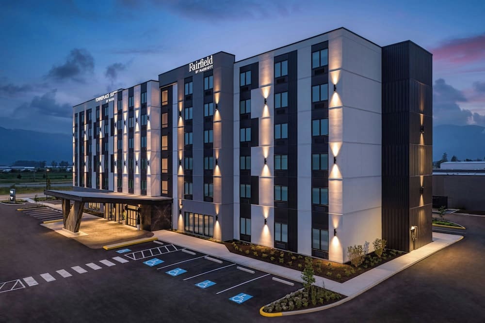 Fairfield Inn & Suites by Marriott Chilliwack 1