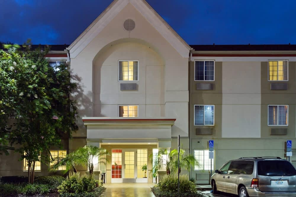 MainStay Suites Orlando Altamonte Springs 1