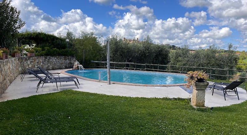 Poggio Baroni Agriturismo 1