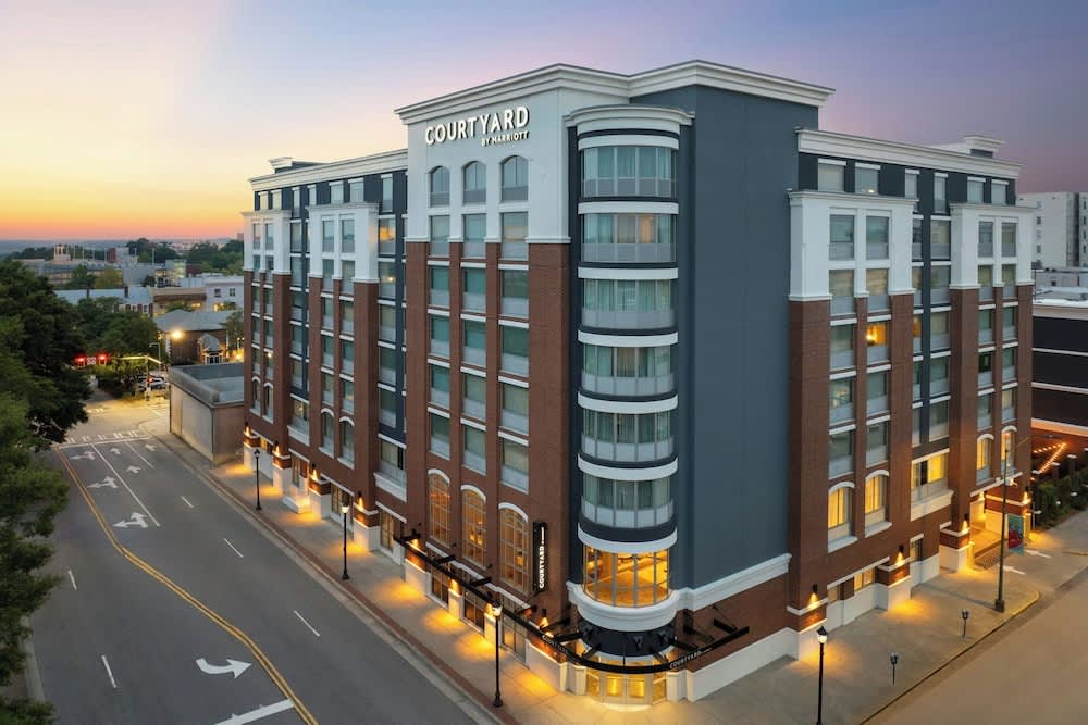 Courtyard by Marriott Athens Downtown 1