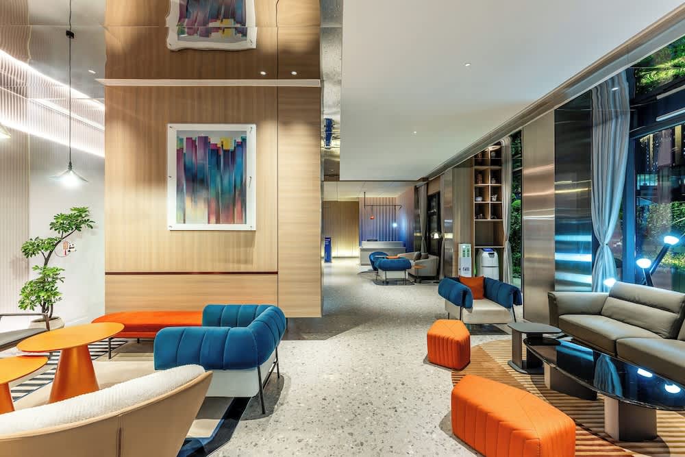 Holiday Inn Express Shanghai Changyang Road 1
