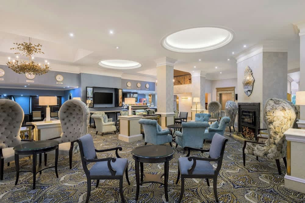 Protea Hotel by Marriott Johannesburg Balalaika Sandton 2