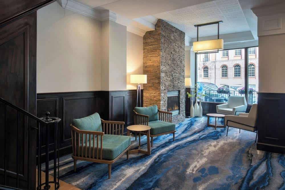 Fairfield Inn & Suites by Marriott Albany Downtown 2