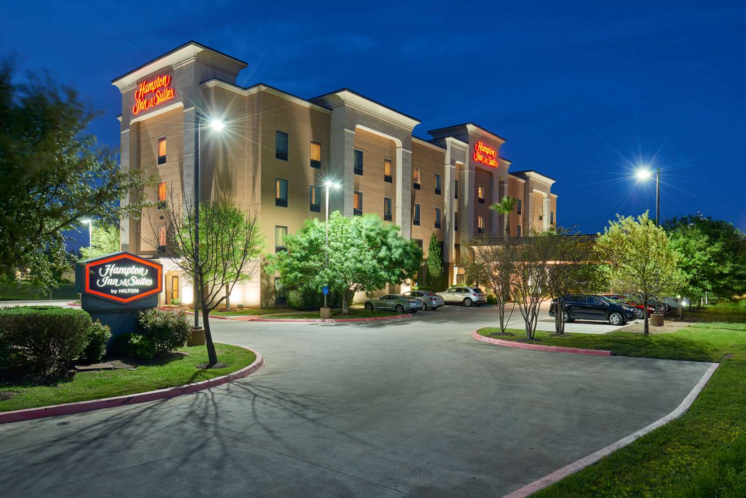 Hampton Inn & Suites Austin South/Buda 2