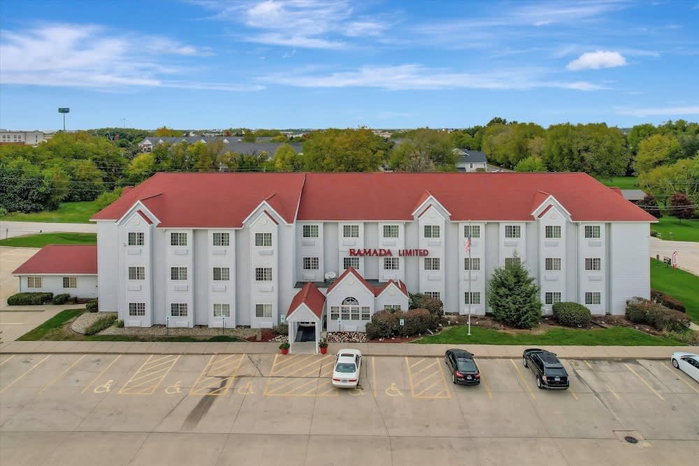 Ramada Limited by Wyndham, Bloomington I-55 & I-74 IL 1