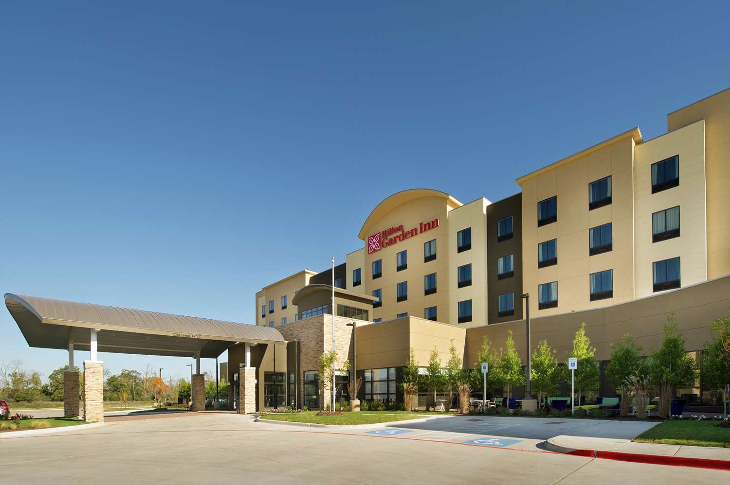 Hilton Garden Inn College Station 2
