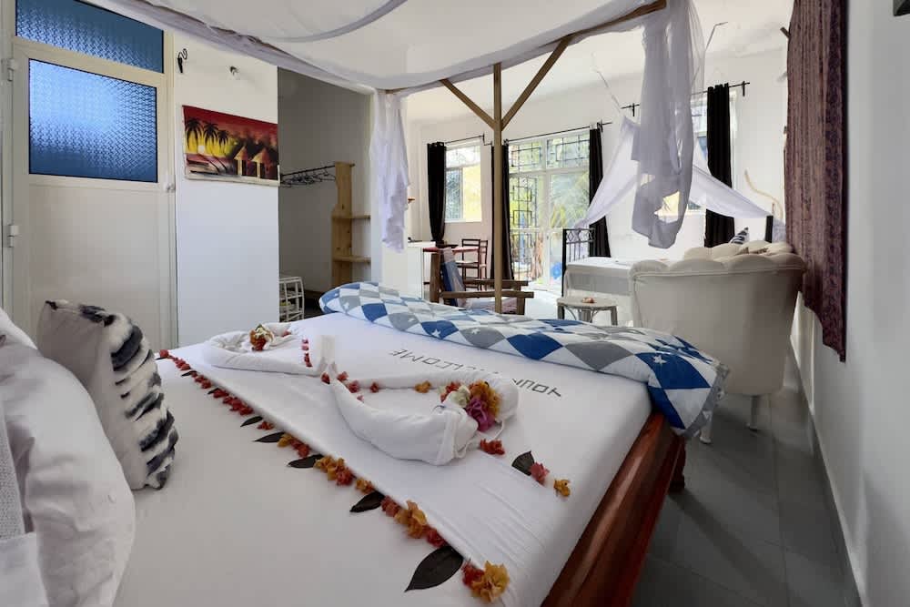 Zanzibar Lodge 2