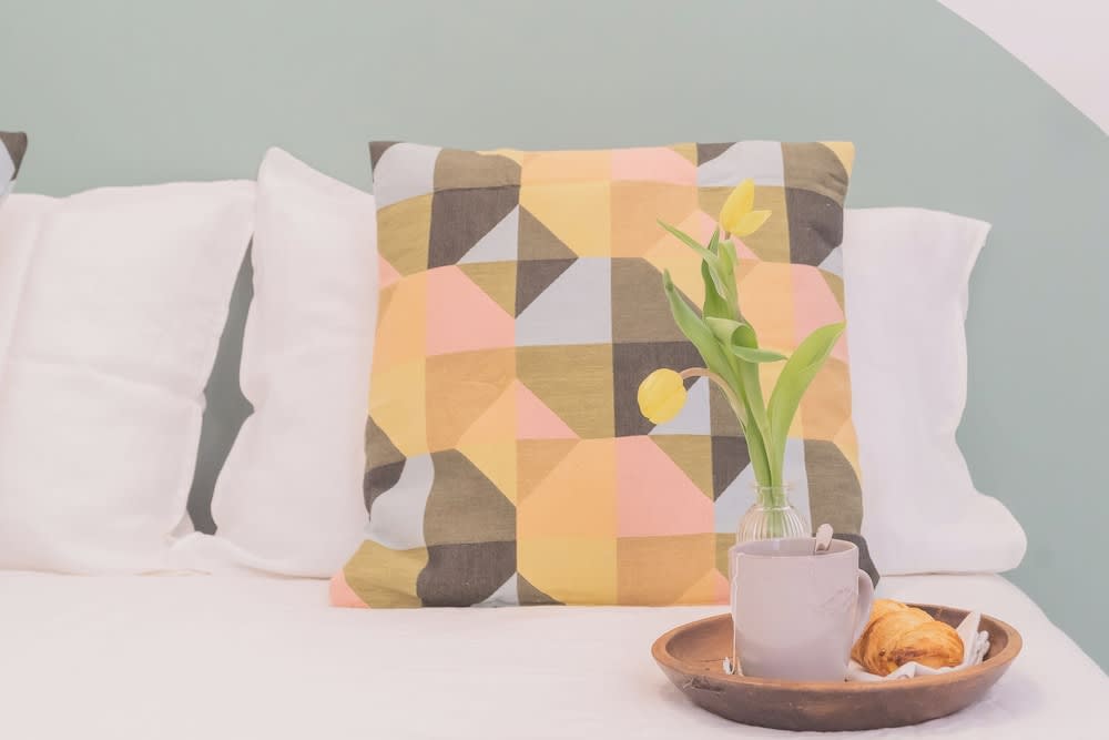 A Step From the Dome Apartment by Rent all Como 2