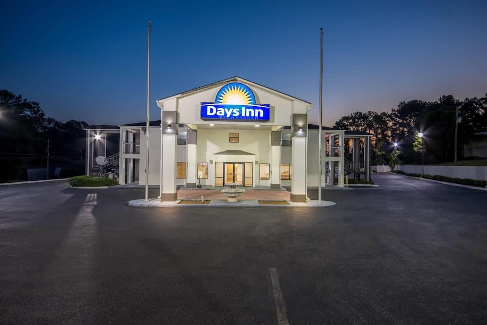 Days Inn by Wyndham Enterprise 1