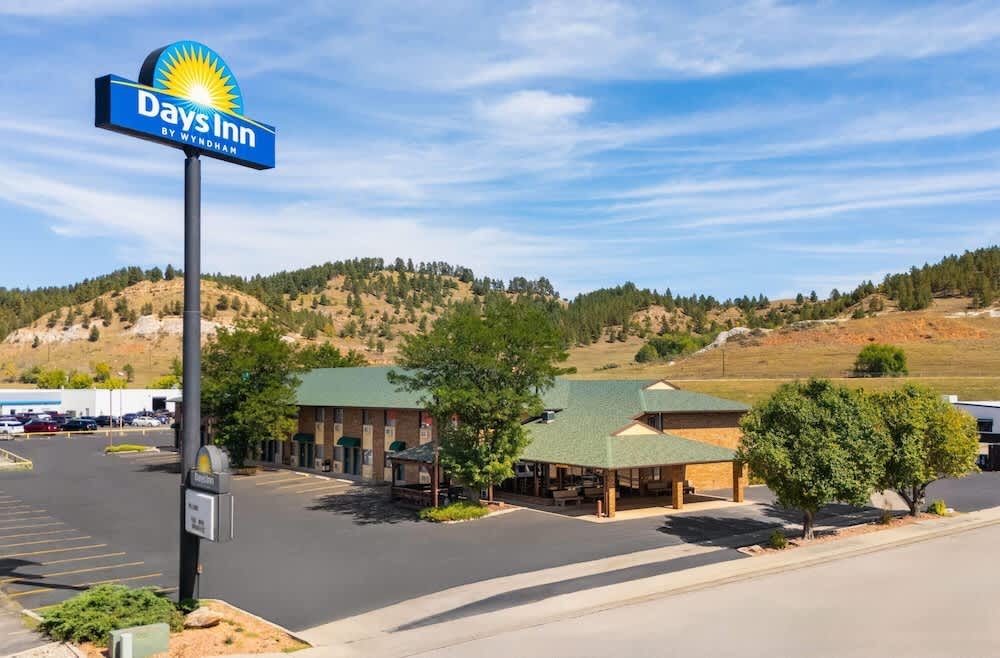 Days Inn by Wyndham Spearfish 1