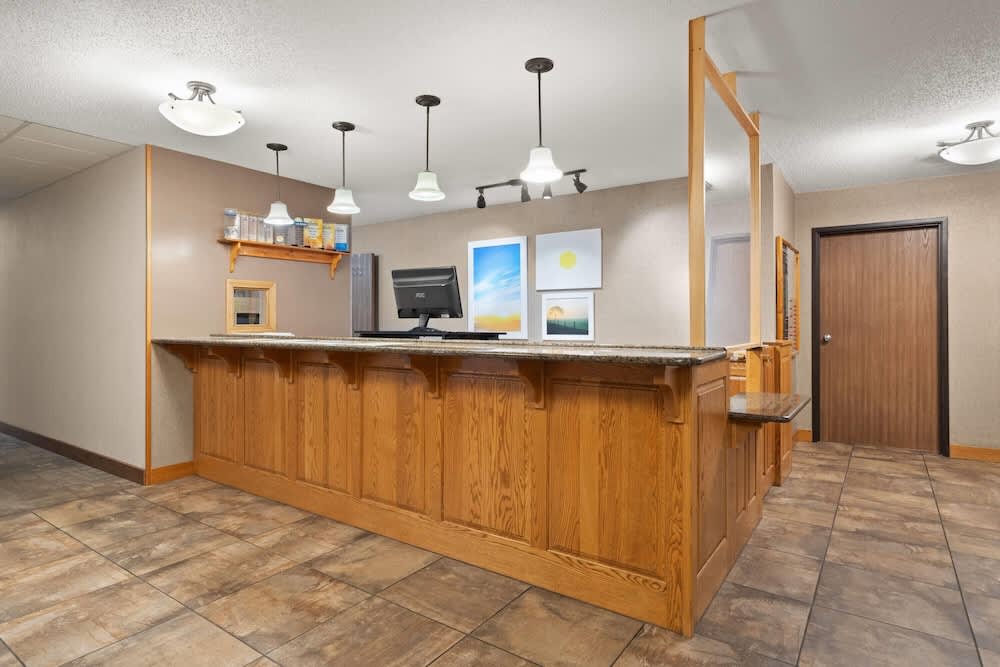 Days Inn by Wyndham Spearfish 2