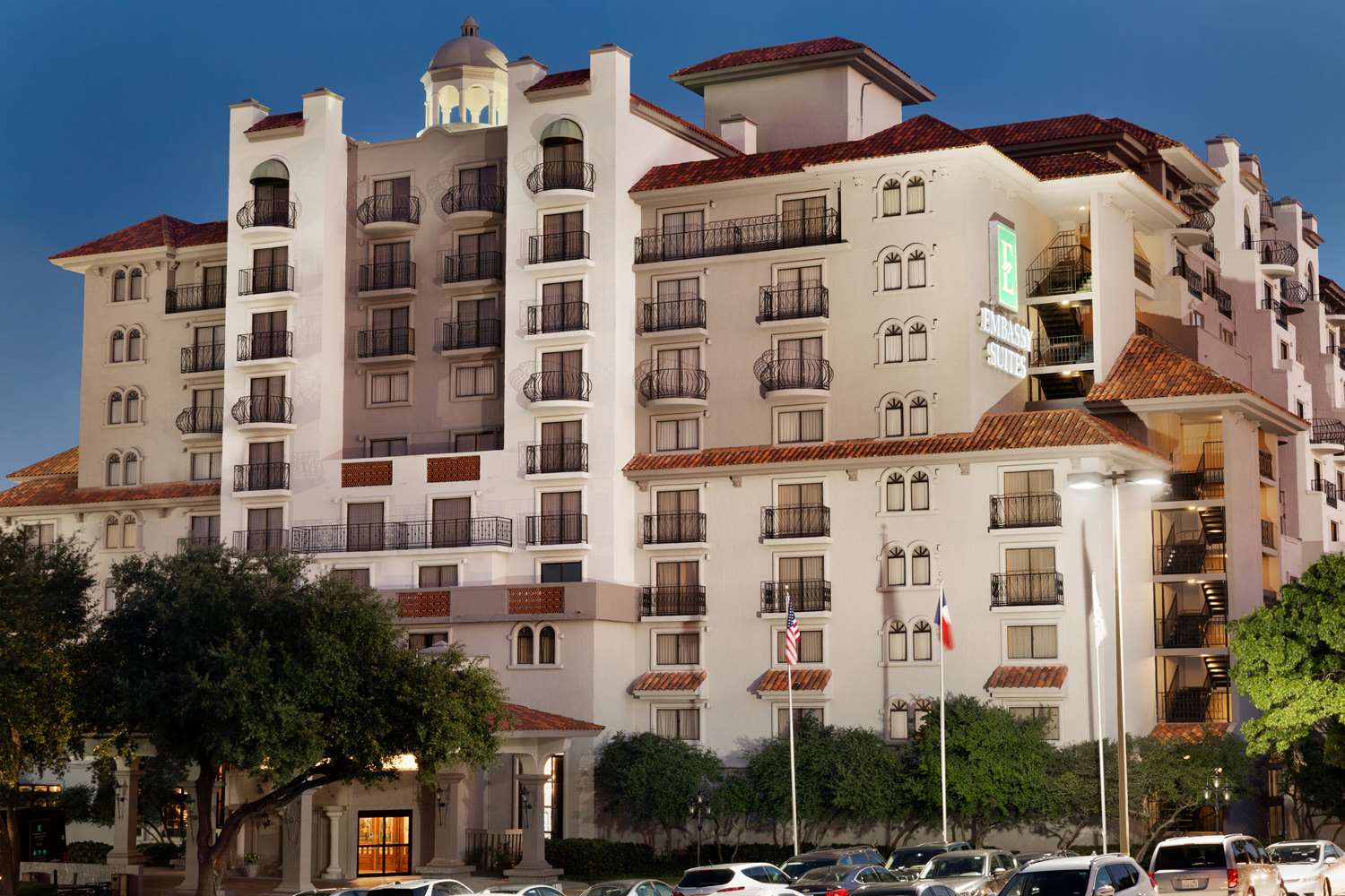 Embassy Suites by Hilton Dallas DFW Airport South 2