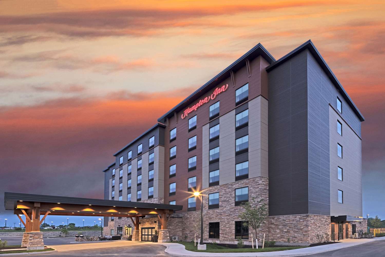 Hampton Inn by Hilton Verona at Turning Stone 1