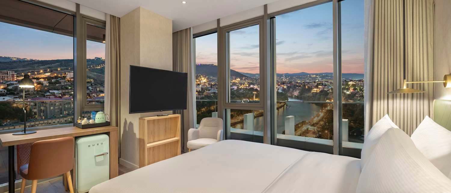 Hilton Garden Inn Tbilisi Riverview 1
