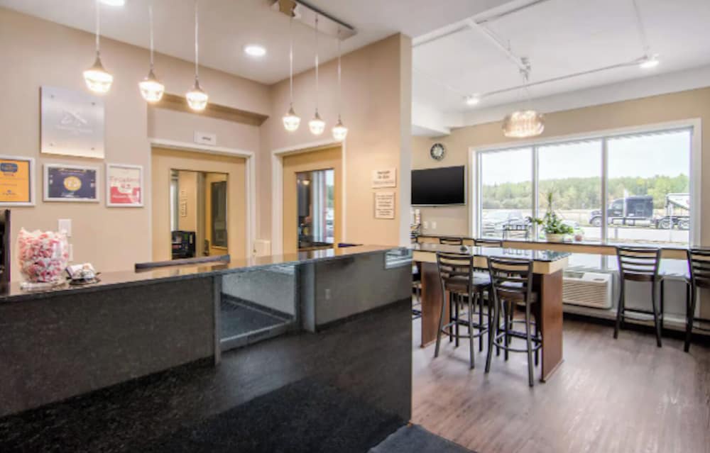 Albertan Inn 2