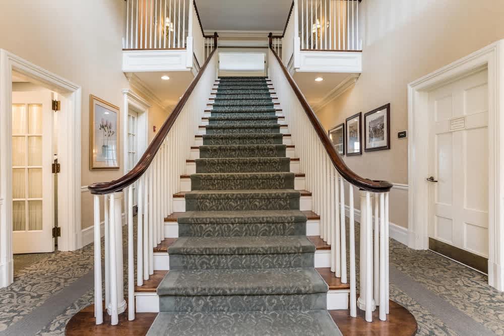 Traditions Hotel & Spa Johnson City - Binghamton, an Ascend Collection Hotel 2