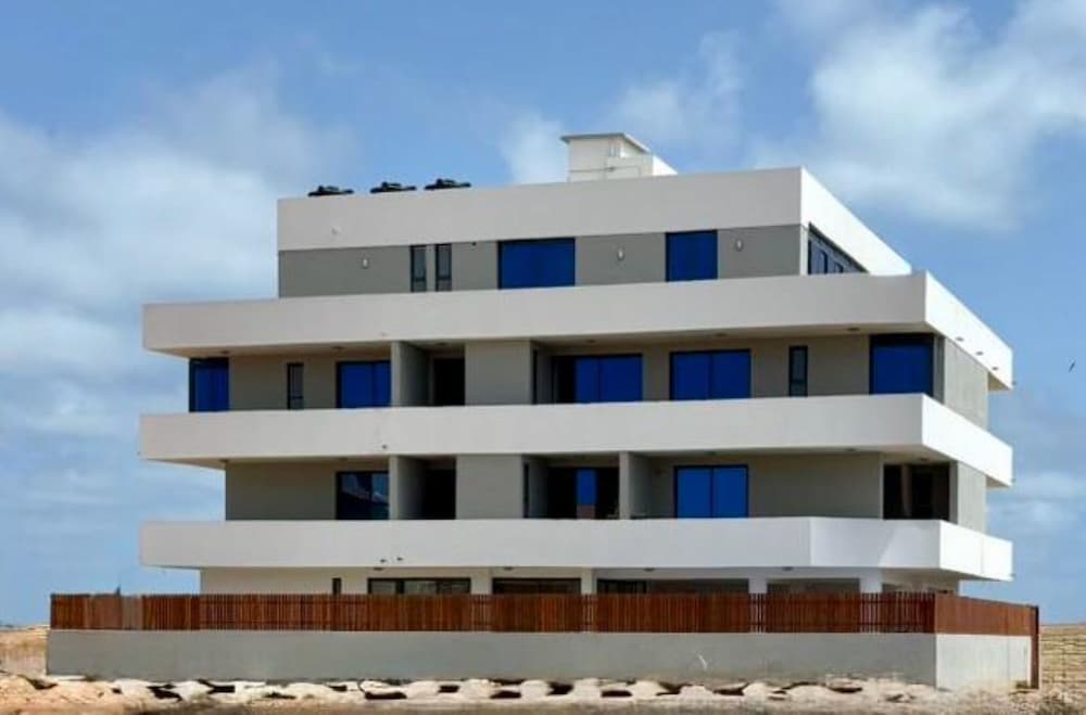 Joli Beach House - Charming Second Floor T1 Center - With Balcony 1