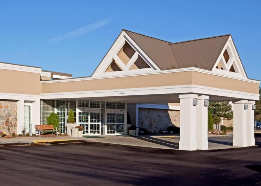 enVision Hotel & Conference Center Mansfield-Foxboro 1