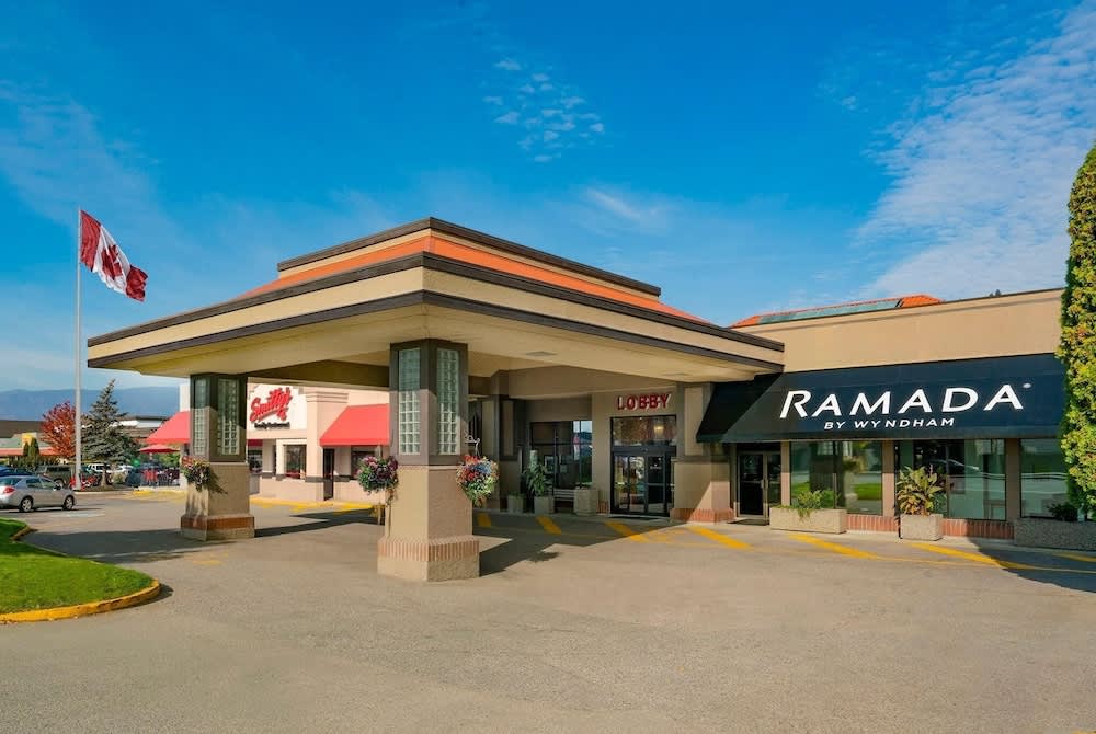 Ramada by Wyndham Kelowna Hotel & Conference Center 1