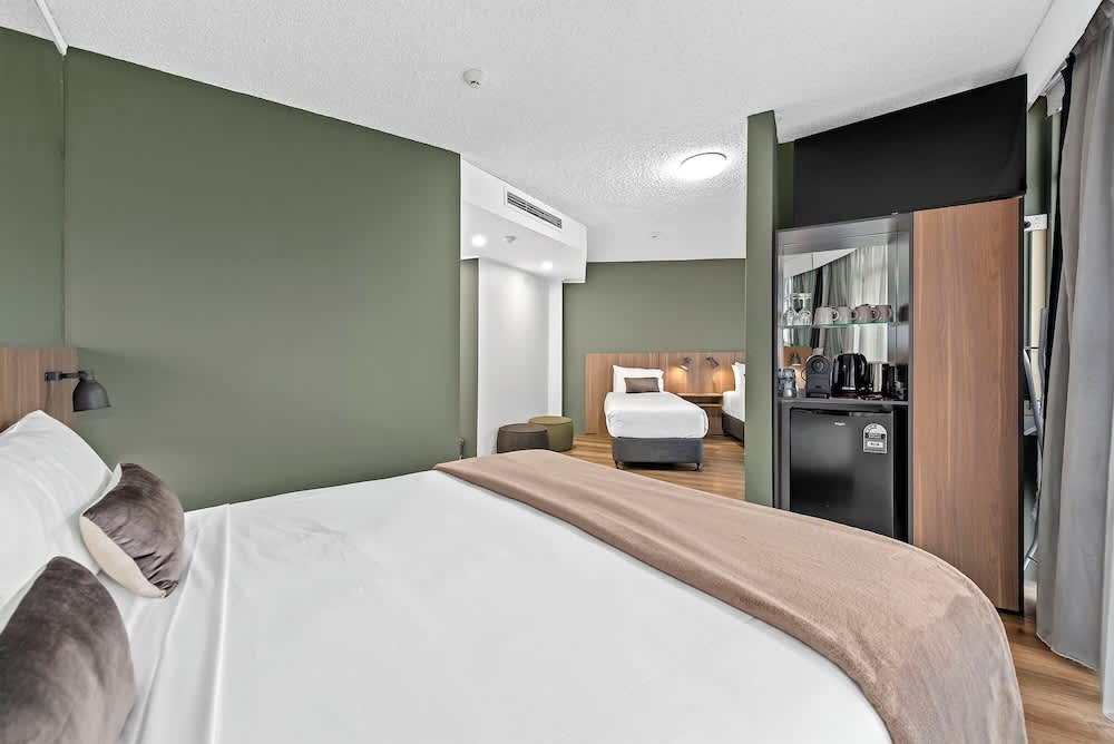 Madison Tower Mill Hotel 2