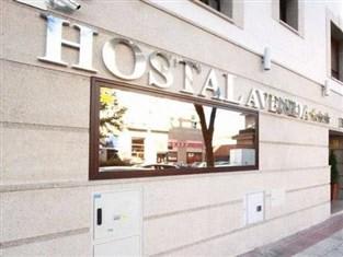 Hostal Avenida Barajas 2