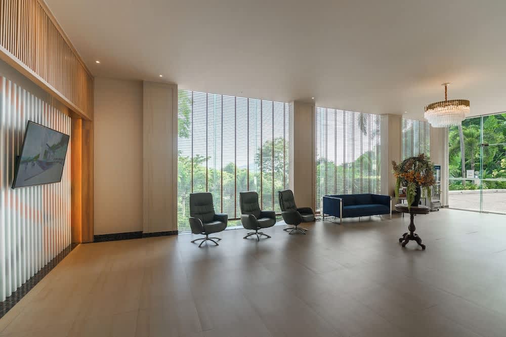 Hilltop Wellness Resort Phuket 2