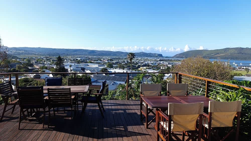 Guinea Fowl Lodge - Lagoon & Heads View B&B, Central Knysna 1