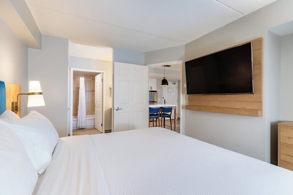 Staybridge Suites LONDON by IHG 2