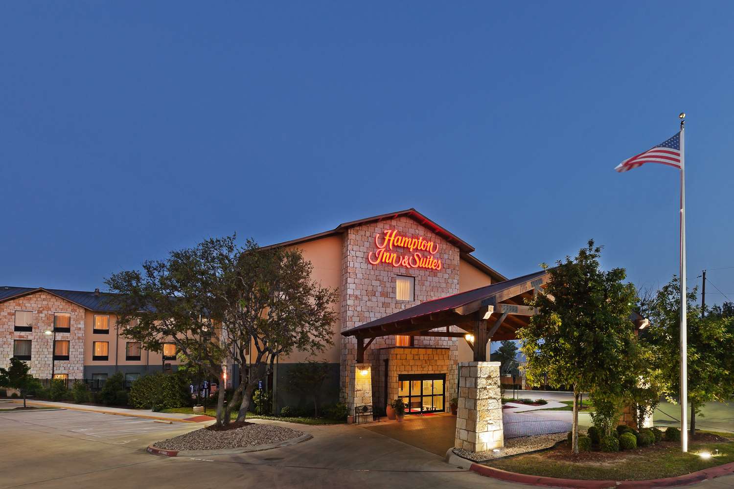 Hampton Inn & Suites Austin - Lakeway 2
