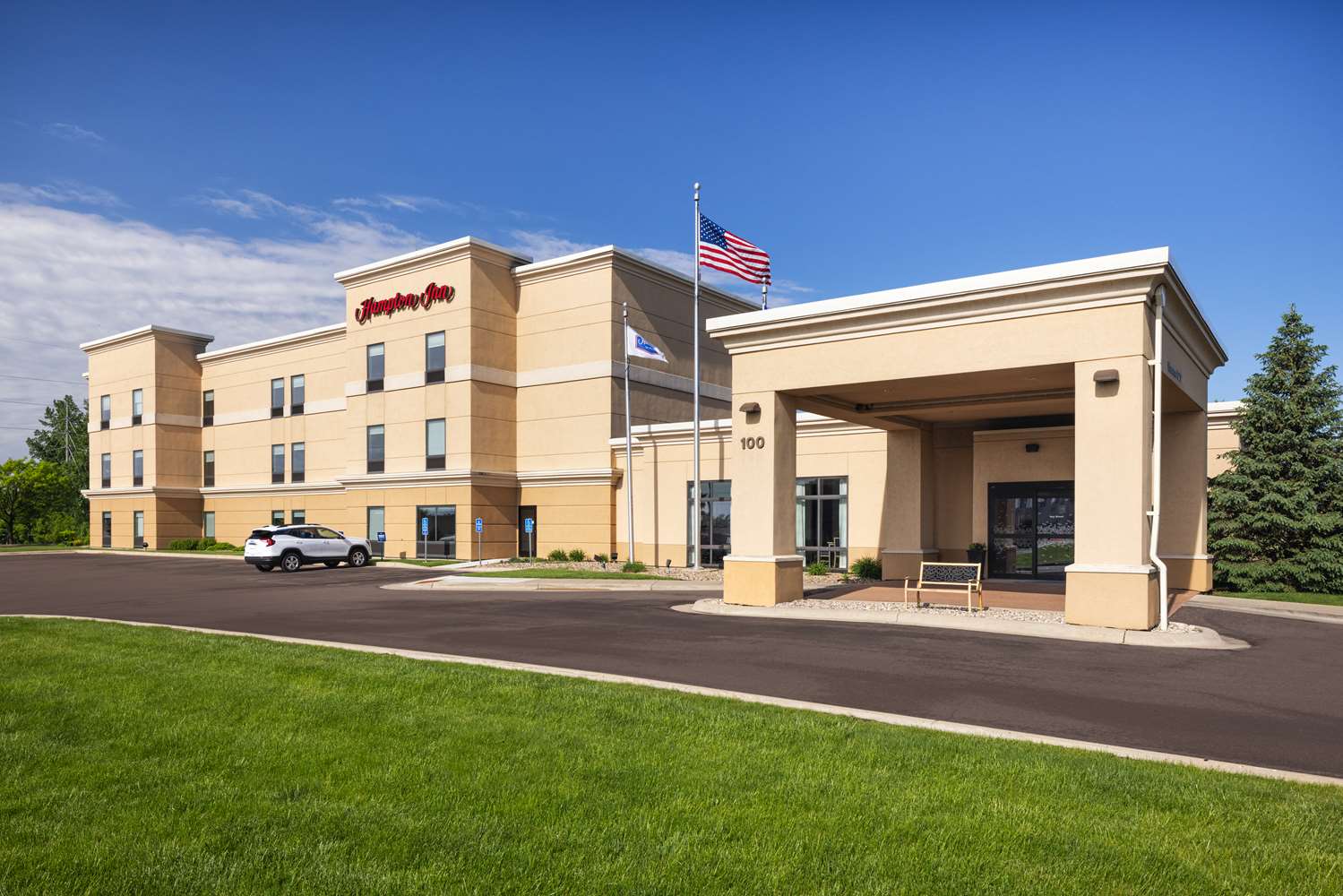 Hampton Inn Fairmont 1