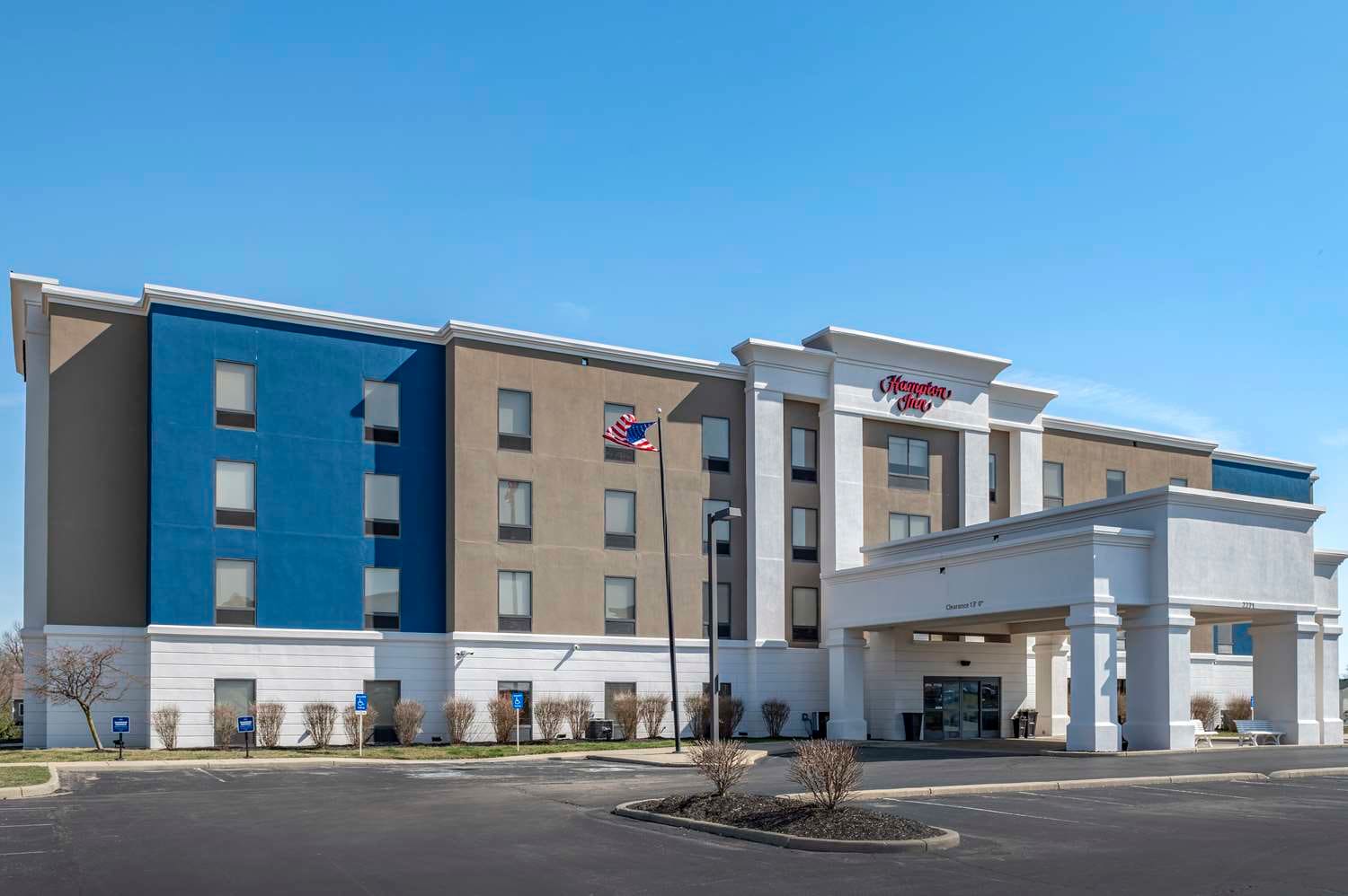 Hampton Inn Greenfield 1