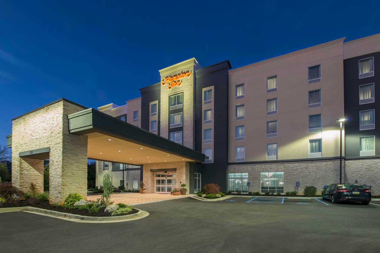 Hampton Inn Greenville/I-385 Haywood Mall 1