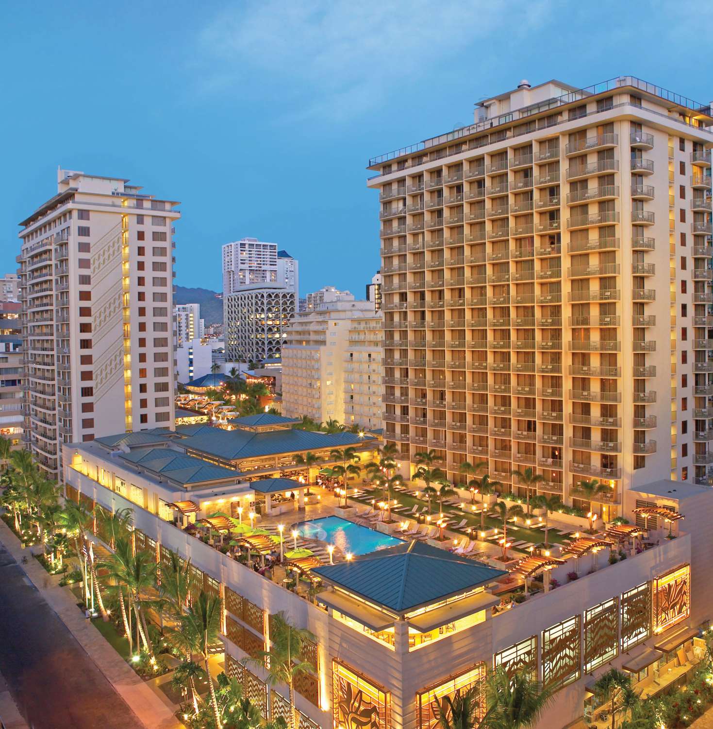 Embassy Suites by Hilton Waikiki Beach Walk 1