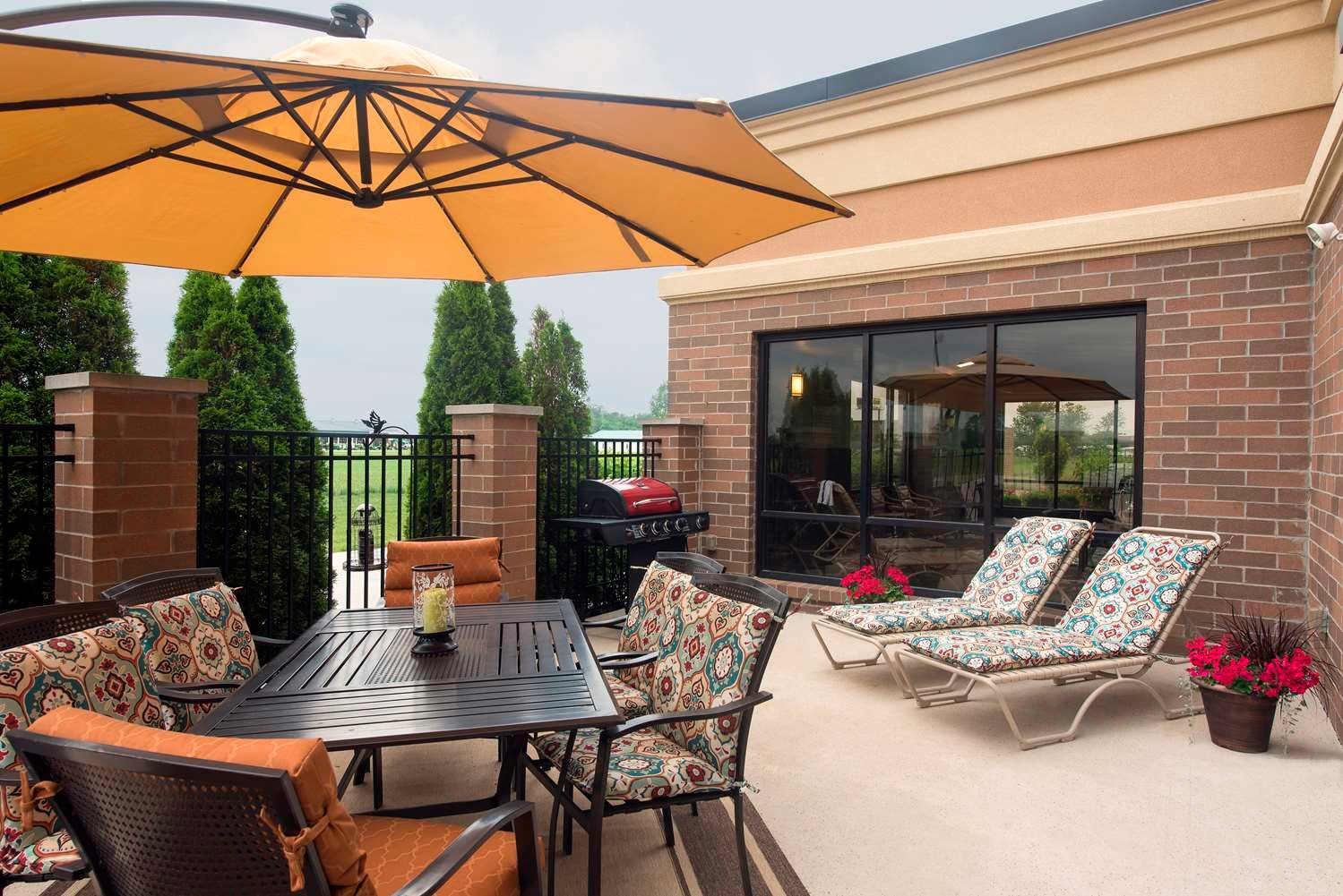 Hampton Inn & Suites Crawfordsville 2
