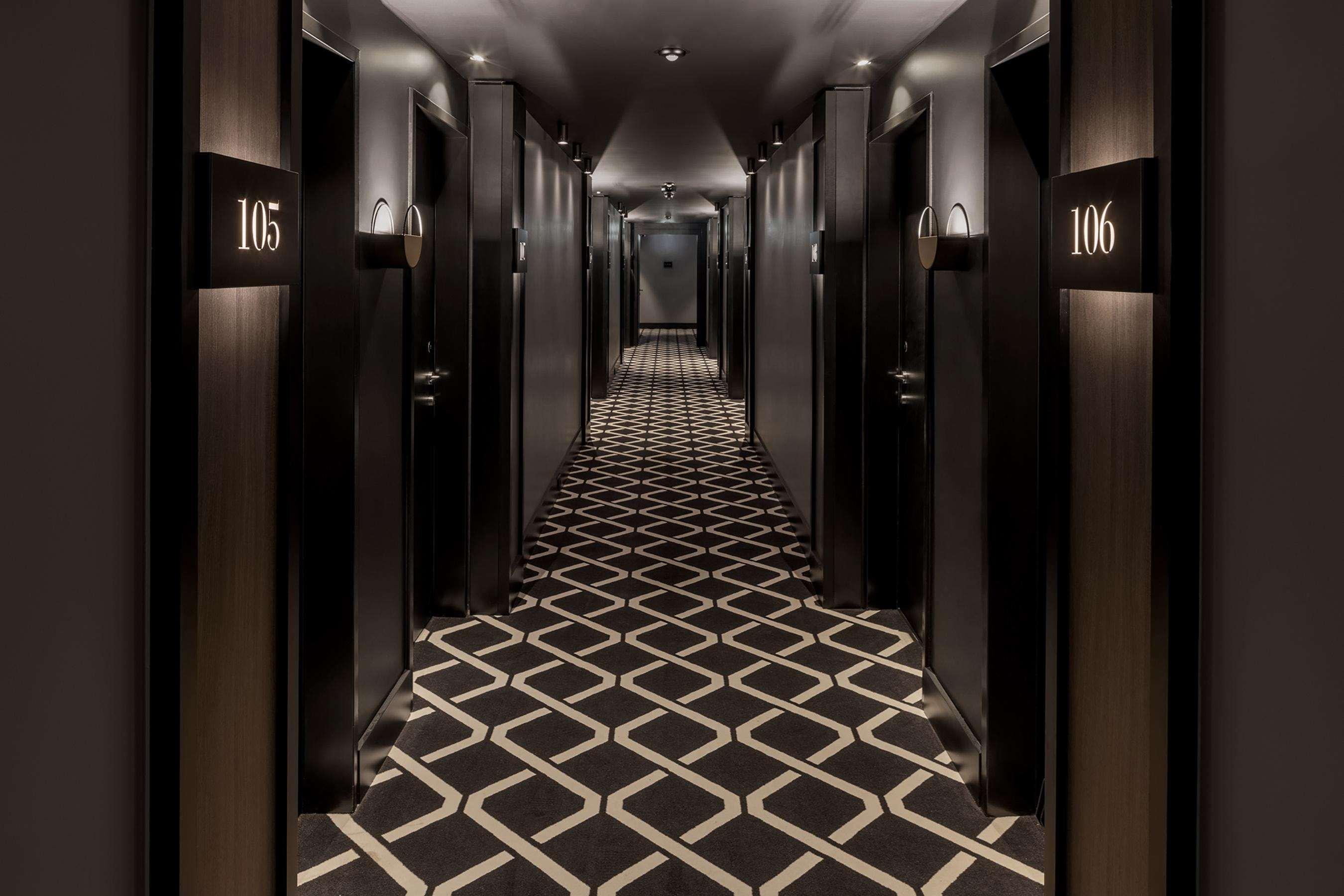Hotel AMANO East Side 2