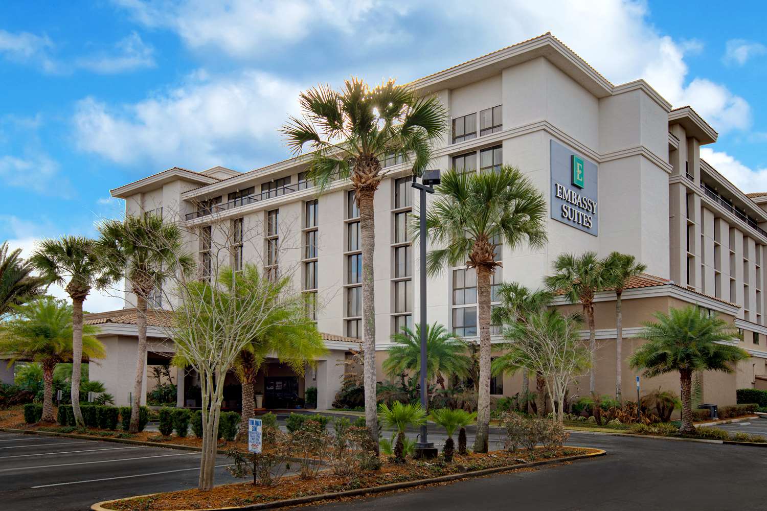 Embassy Suites by Hilton Jacksonville Baymeadows 2